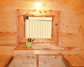 Innenansicht Kinderspielfass aus Holz